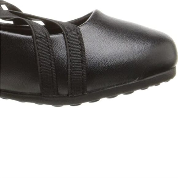 NIB Kenneth Cole Rose Bay 2-K Black Flat - Picture 4 of 11